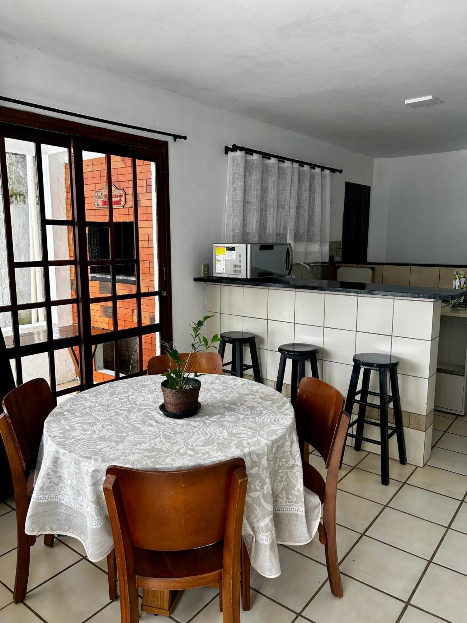 Apartamento 200m Da Praia Em *